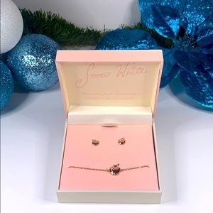 Disney Princess 👸 Snow White bracelet & earrings